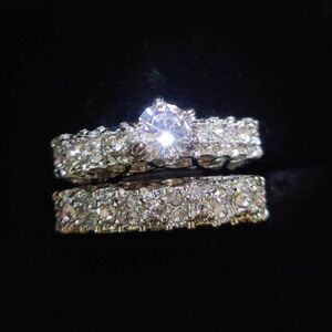 🔅🆕✨✨Silver Plated Classy Chic Simulated Diamond 2 pc Engagement Wedding Set ✨